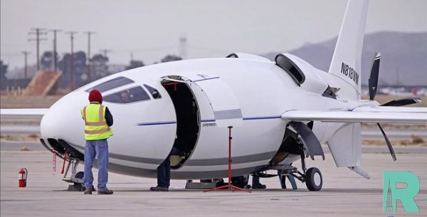 В США к первому полету готовят секретный самолет-пулю