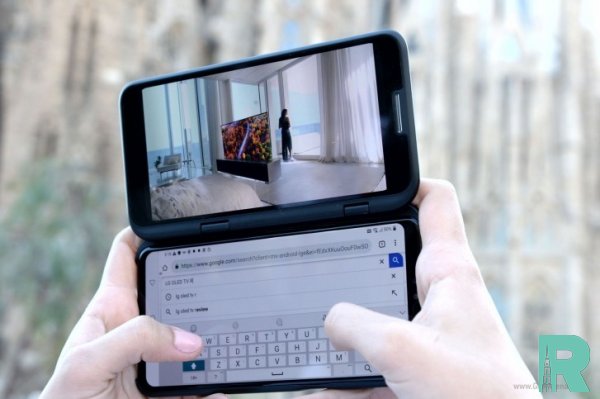 LG начнет выпускать смартфон с тремя экранами