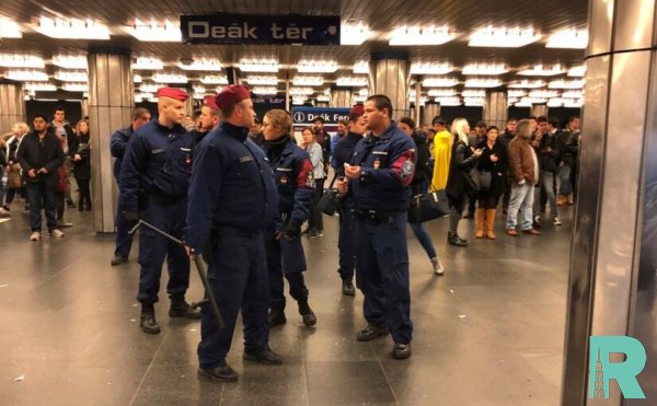 Фанатами ЦСКА в метро Будапешта устроена стычка с полицией