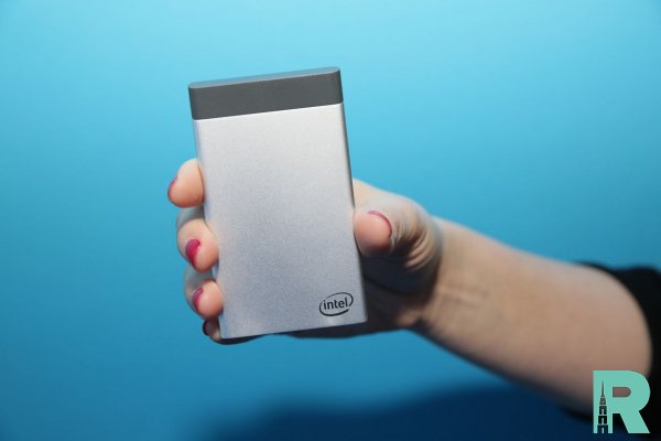 Intel закрывает проект по созданию мини-компьютера Compute Card