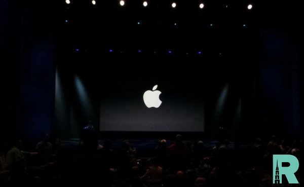 Apple за сутки до начала презентации запустила прямую трансляцию