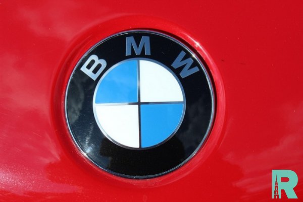 В BMW разрабатывают новый электромобиль