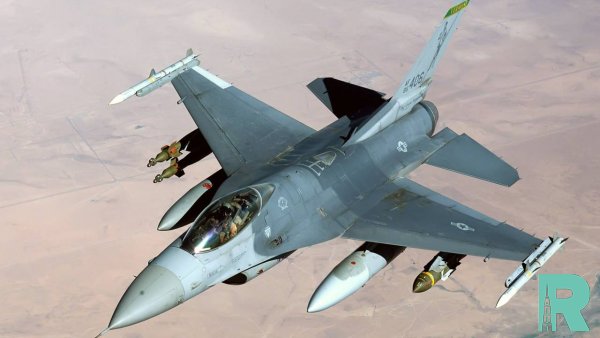 В Нидерландах истребитель F-16 сам себя подстрелил