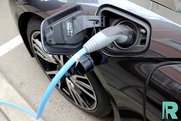 General Motors планирует установить по всему США станции зарядки электрокаров