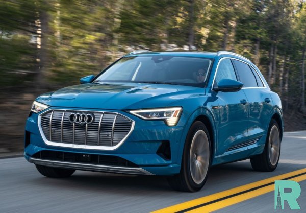 В США подвергаются отзыву новые электромобили Audi e-tron