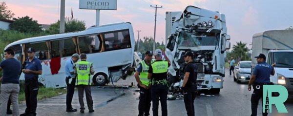 В Турции в ДТП пострадали российские туристы