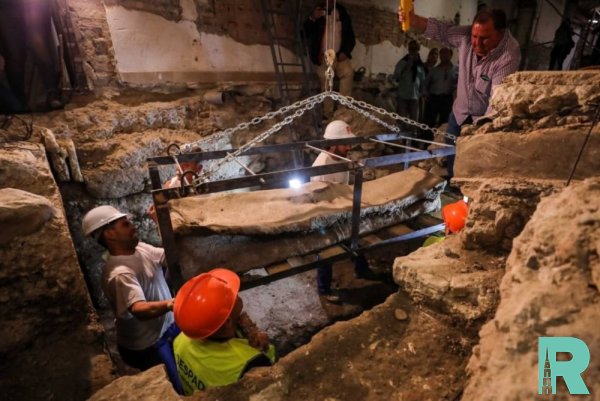В Испании нашли древнеримский свинцовый саркофаг