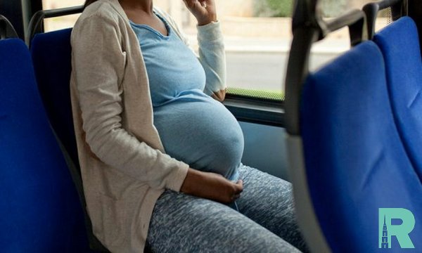 В Красноярске женщина родила ребенка непосредственно в автобусе