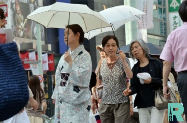 В Японии от жары за неделю умерло семь человек
