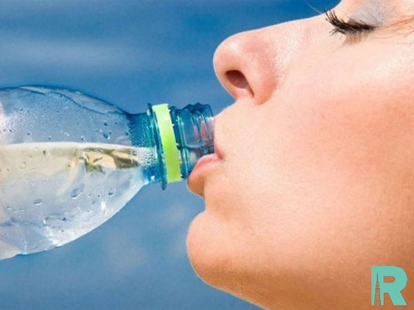 ВОЗ не обнаружила вреда для здоровья от микропластика в питьевой воде