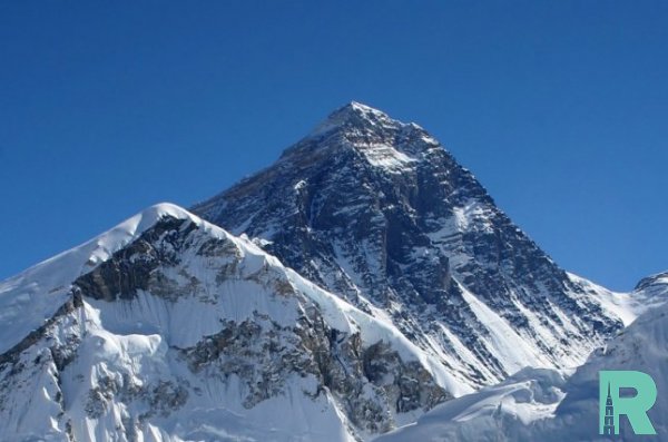 Непал и Китай проведут новое измерение высоты Эвереста